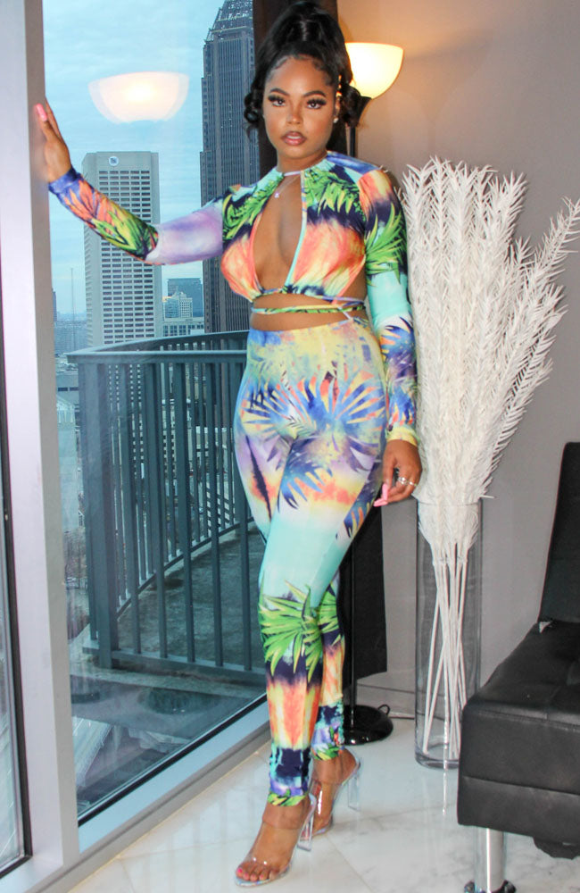 Beach Life Key Hole Long Sleeve Jumpsuit